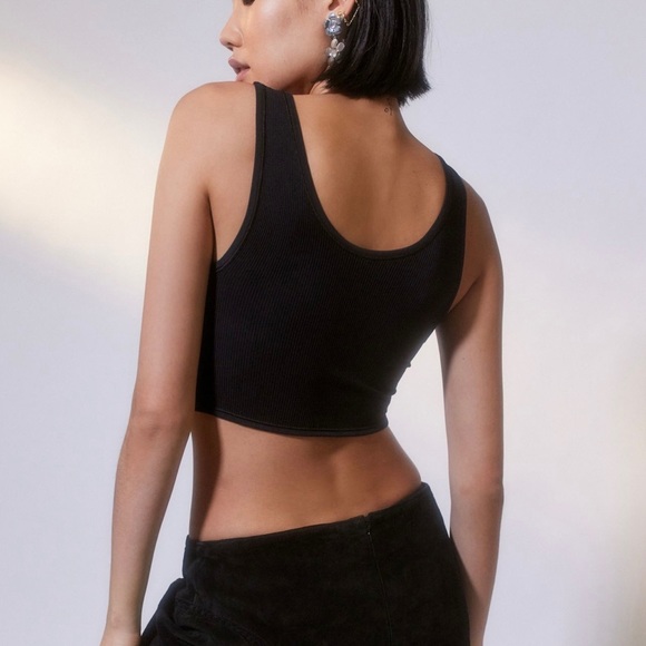 Urban Outfitters Twist Top - Picture 3 of 4